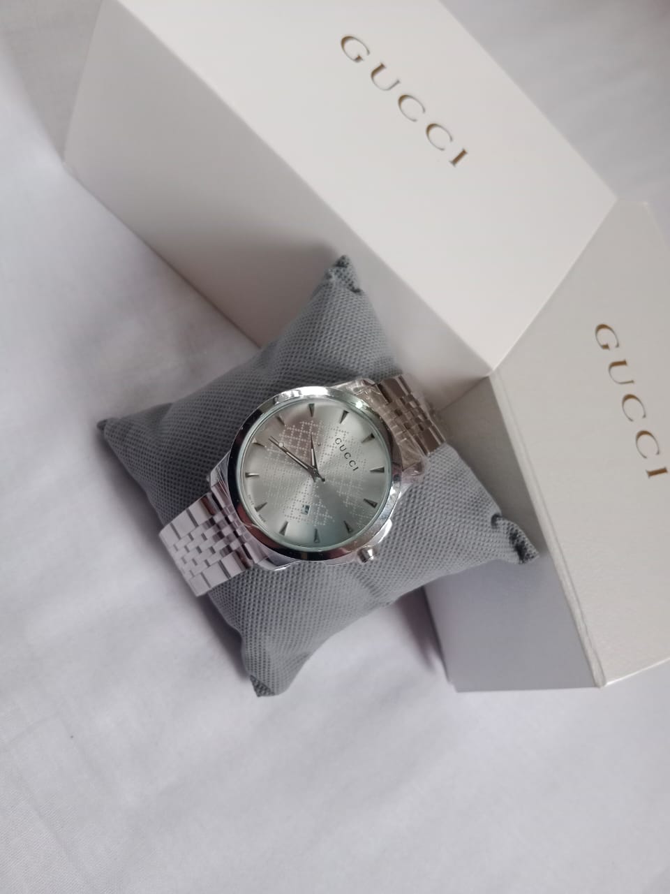 Gucci G-Timeless Silver