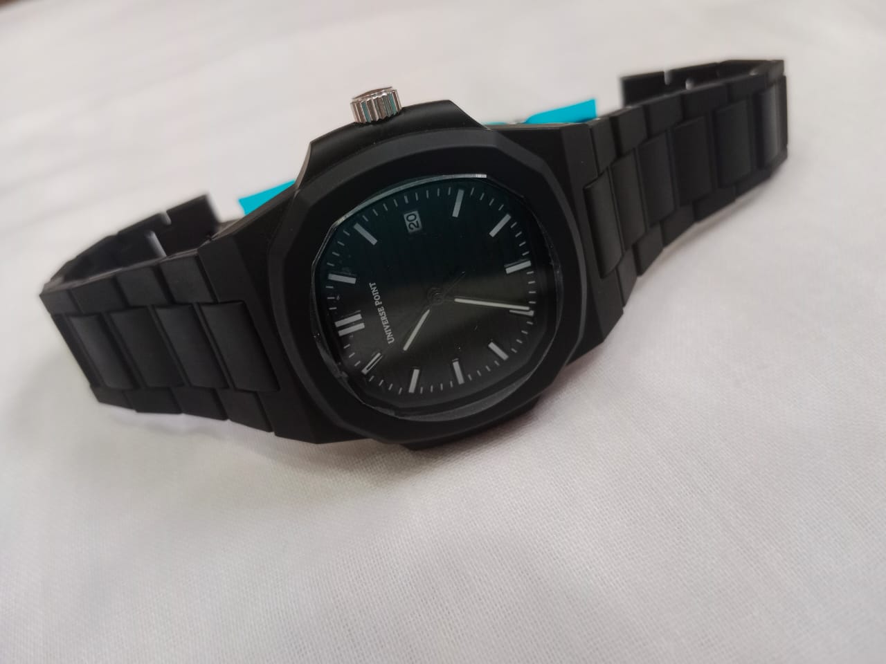 Black Aura Nautilus-Style