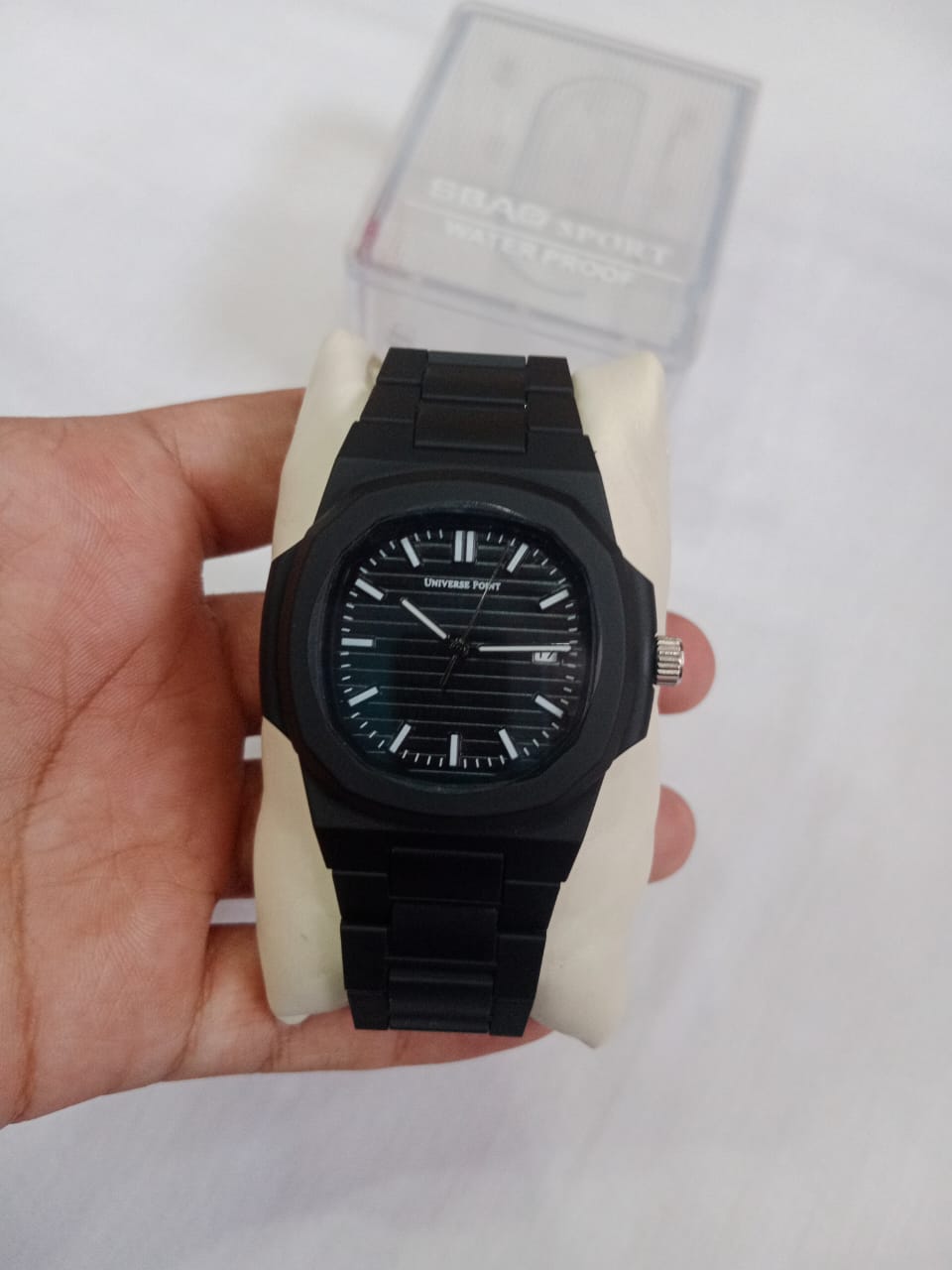 Black Aura Nautilus-Style