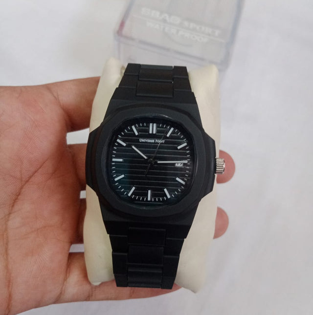 Black Aura Nautilus-Style